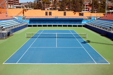 Construction d'un court de tennis à Nice