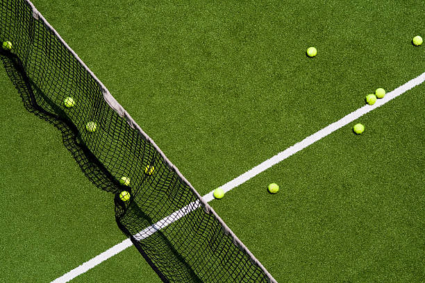 Construction d'un court de tennis à Saint-Raphaël