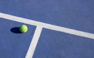 Construction d'un court de tennis à Cannes