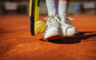construction court de tennis en terre battue à Angers